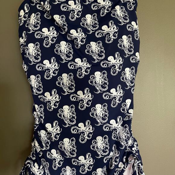 Lilly‎ Pulitzer Octopus Print One Piece Swimsuit Size XS Ruched Side Navy Blue - Picture 4 of 14
